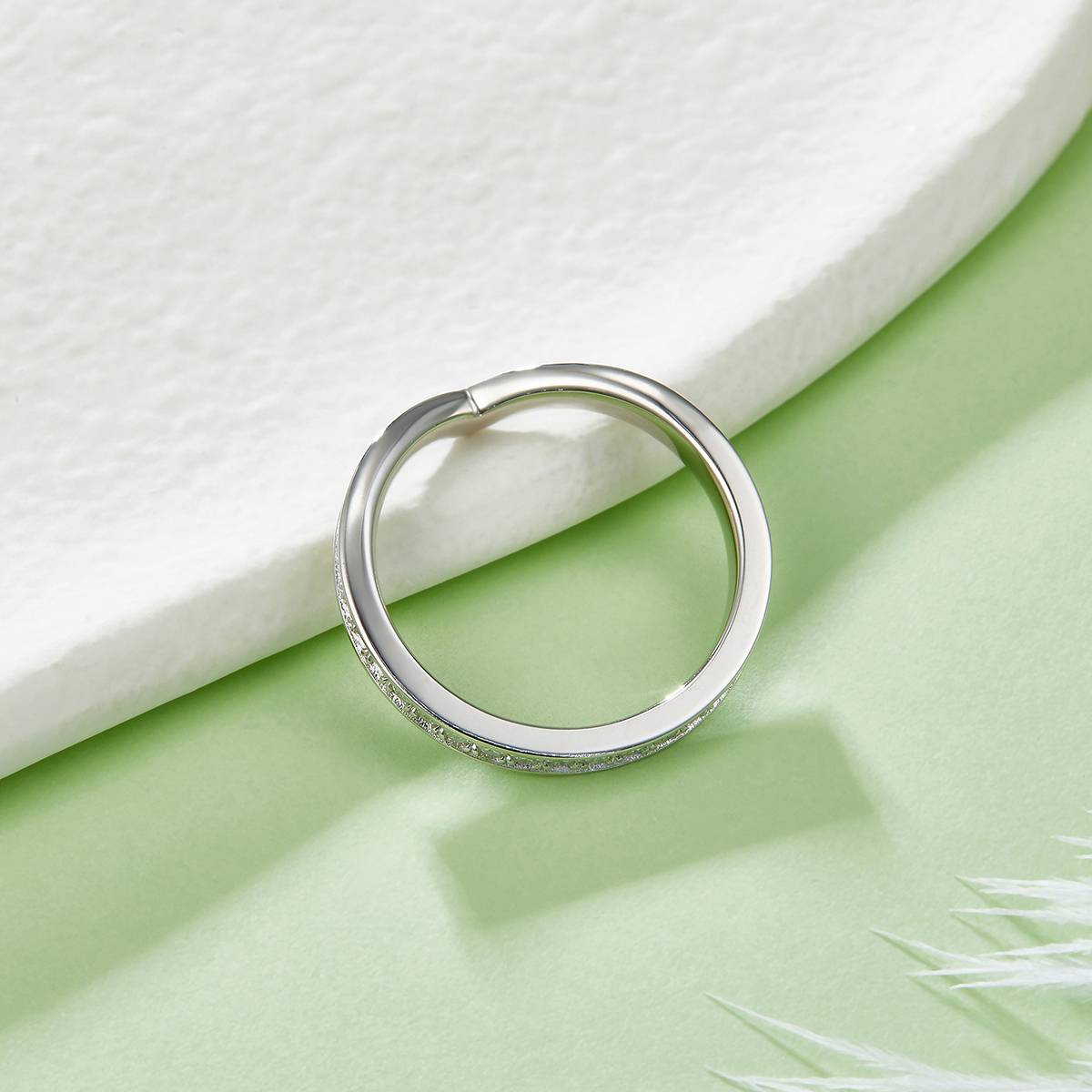 V-Row Ring Full Circle Guard S925 Silver Plated Platinum Moissanite 60 Centimeter D-Grade